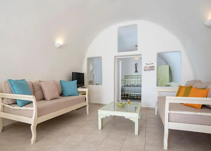 Hotel Blue Dolphins 3*