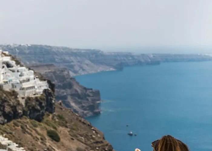 Blue Dolphins 3* Firostefani