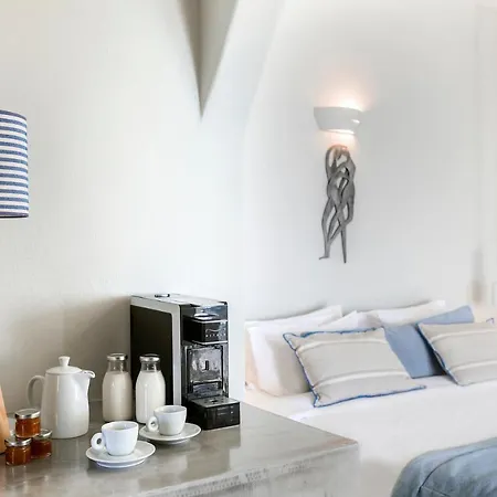 Hotel Blue Dolphins 3*