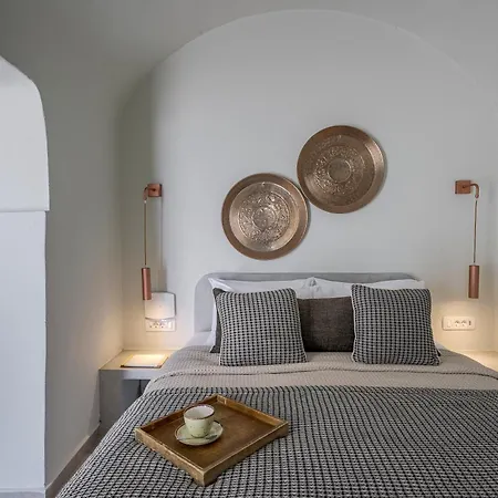 Blue Dolphins Hotel 3*