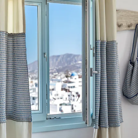 Blue Dolphins Hotel Fira (Santorini)