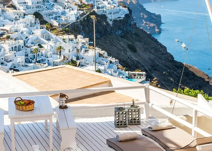 Blue Dolphins Hotel 3*