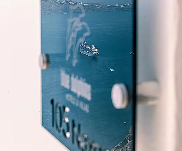 Blue Dolphins Hotel Firostefani