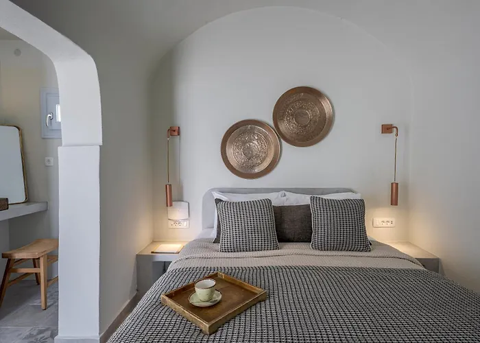 Blue Dolphins Hotel 3*