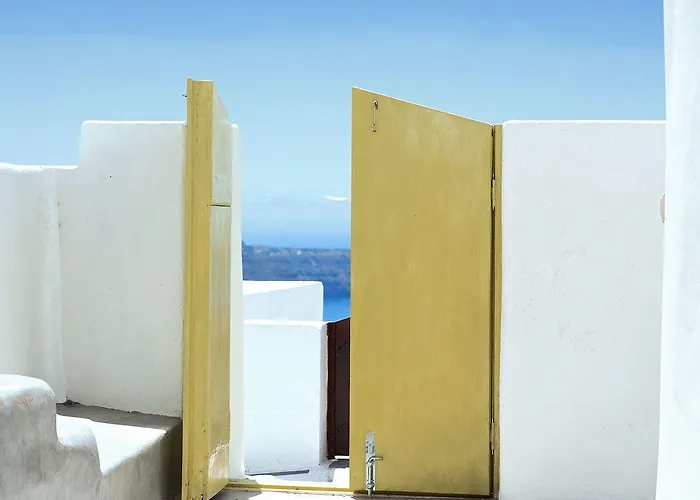 蓝海豚公寓 3* 菲罗斯特法尼