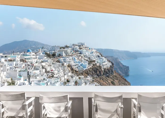 Blue Dolphins Hotel 3*