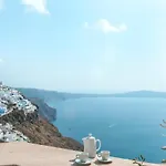 Blue Dolphins Hotel 3*