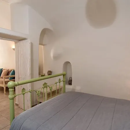 Blue Dolphins Hotell 3*