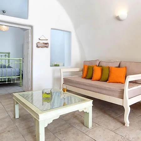 Blue Dolphins Hotel 3*