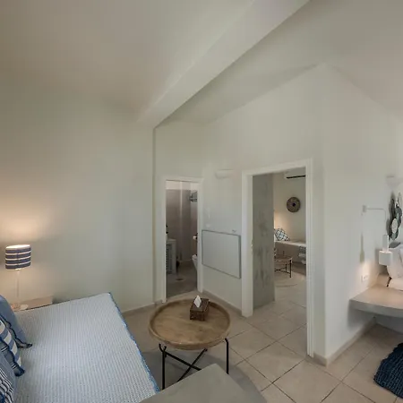 Hotell Blue Dolphins 3*