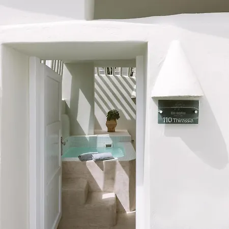 Hotell Blue Dolphins Firostefani