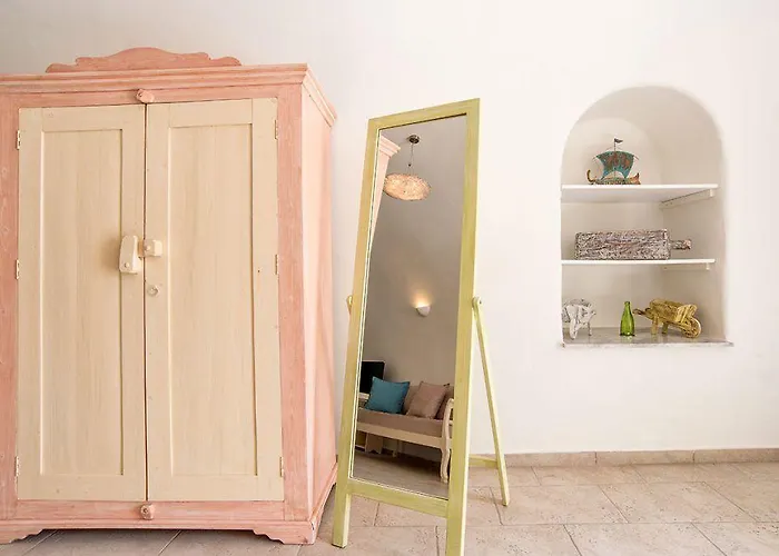 Hotel Blue Dolphins Firostefani