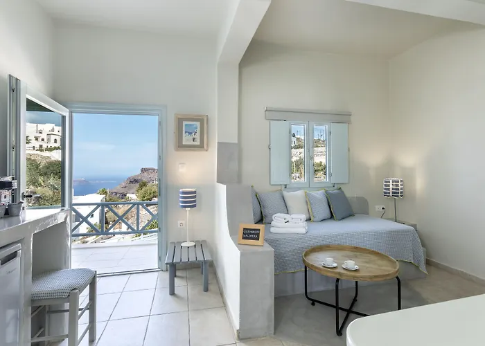 Blue Dolphins Hotel 3*